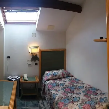Orizzonte 4* Белларія-Іджеа-Марина