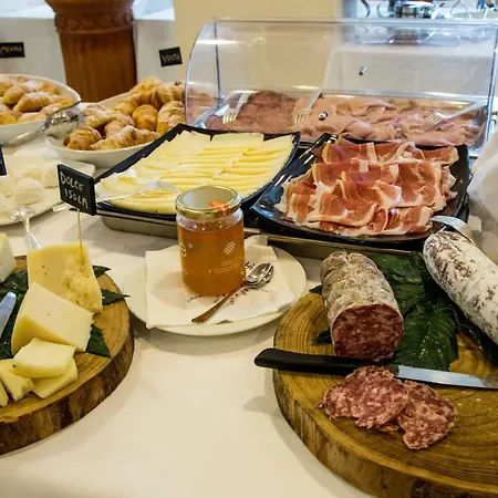 Orizzonte Готель 4*