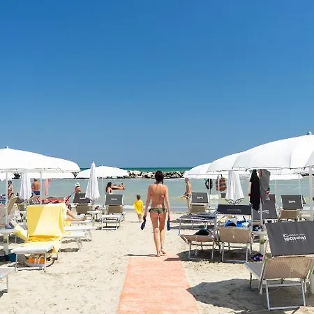 Orizzonte Готель